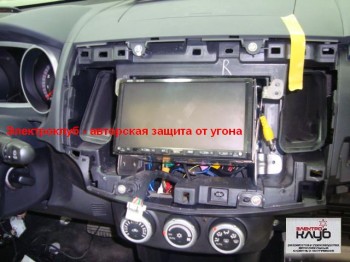 Авторская защита от угона Mitsubishi Outlander XL, установка видеорегистраторов, шумоизоляция