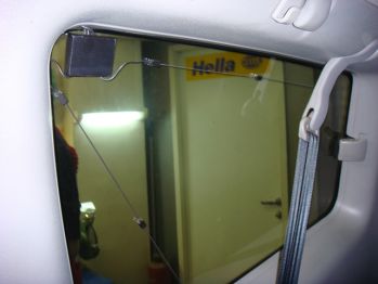 MITSUBISHI PAJERO IV