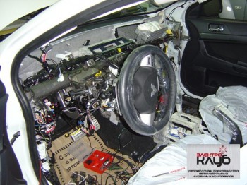MITSUBISHI LANCER X