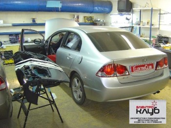 HONDA CIVIC 4D SILVER