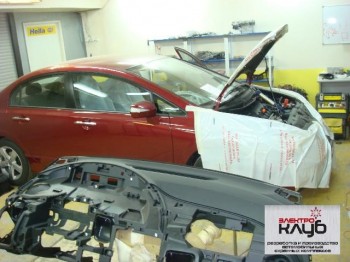 HONDA CIVIC 4D