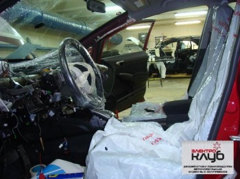 HONDA CIVIC 4D