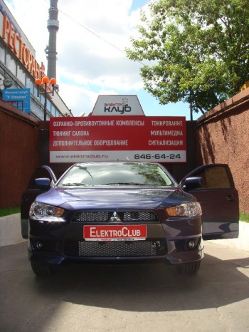 MITSUBISHI LANCER X