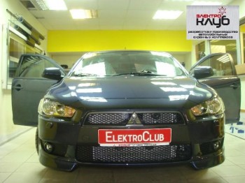 MITSUBISHI LANCER X