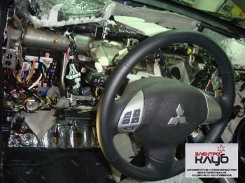 MITSUBISHI LANCER X