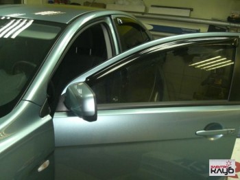 MITSUBISHI LANSER X. Тонирование стекол.