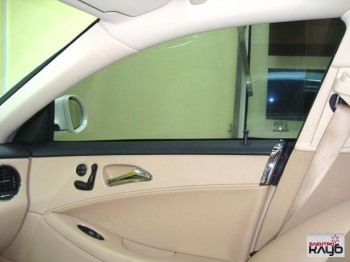 MERCEDES-BENZ CLS 500. Тонирование стекол