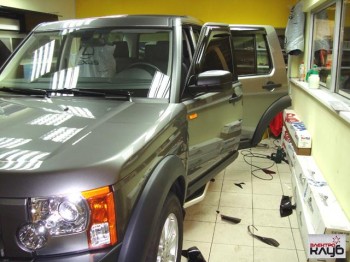 LAND ROVER DISCOVERY 3. Тонировка. Тонирование стекол.