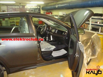 Toyota Rav 4. Авторская нестандартная защита от угона. Электроблок. Уровень 1